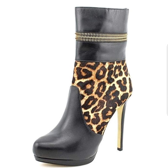 MICHAEL Michael Kors Shoes - MICHAEL Michael Kors Haya bootie in leopard size 8
